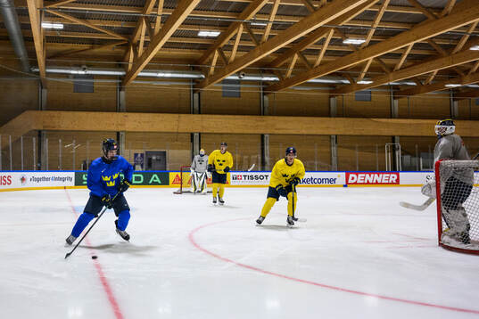 Viggo Björck and André Petersson of Sweden at a practice