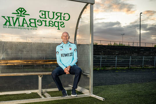 Head coach Ståle Solbakken of the Norwegian national