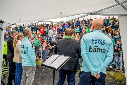 Head coach Ståle Solbakken and assistant coach Kent