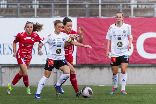 Örebro SKs Nora Törngren och KIF Örebros Rowan Lapi