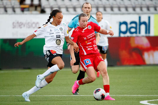 Örebro SKs Olivia Okara och KIF Örebros Helene