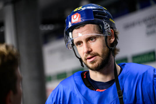Oliver Ekman-Larsson of Sweden