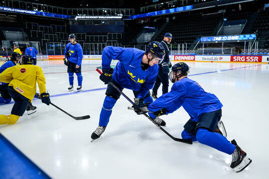 Anton Frondell and Viggo Björck of Sweden at a practice