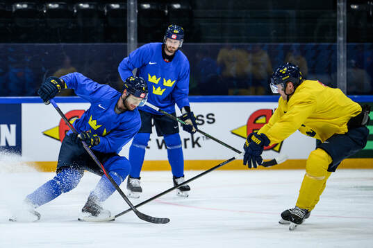 Jacob Larsson of Sweden at a practice session