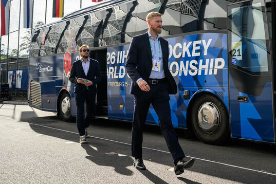 Jacob De La Rose and goaltender Magnus Hellberg of Sweden