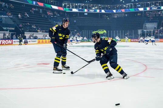 Anton Frondell and Viggo Björck of Sweden
