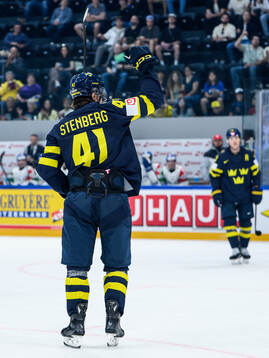 Ivar Stenberg of Sweden celebrates