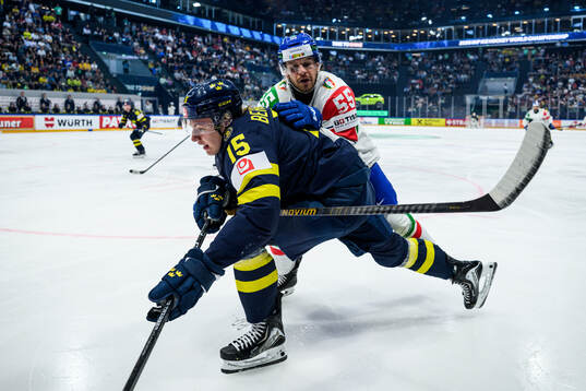 Jack Berglund of Sweden and Luca Zanatta of Italy