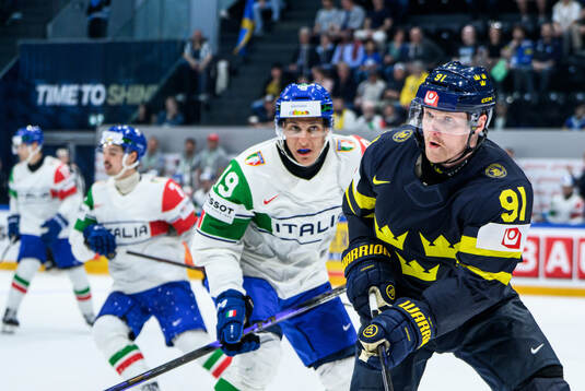 Gabriel Nitz of Italy and Carl Grundström of Sweden