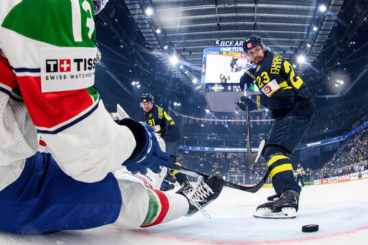 Oliver Ekman-Larsson of Sweden