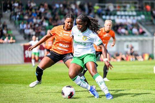 Kristianstads Waniya Hudson och Hammarbys Vivienne Lia