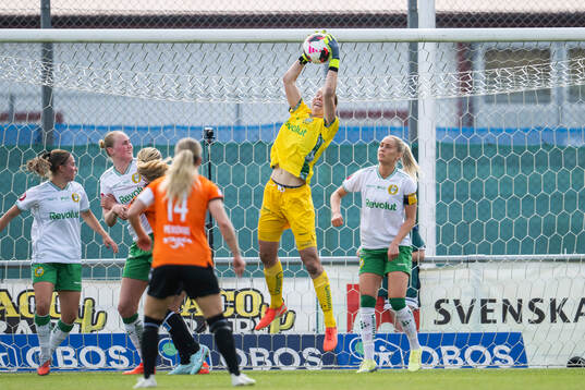 Hammarbys målvakt Melina Loeck