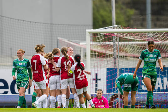 Hanne Nesse of Bryne celebrates