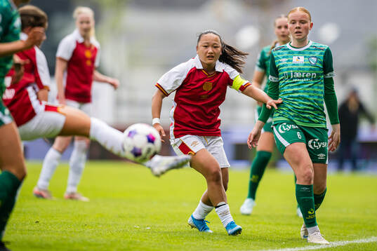 Maria Min Xiu Sørenes of Bryne and Stine Tollefsen of Klepp