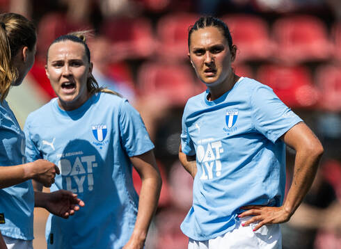 Malmö FFs Larkin Russell och Isabella D'Aquila deppar