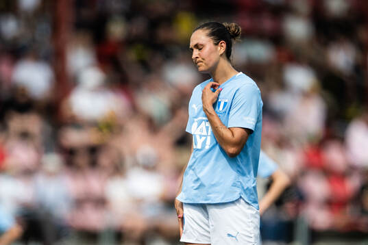 Malmö FFs Isabella D'Aquila deppar