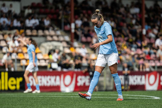 Malmö FFs Larkin Russell deppar