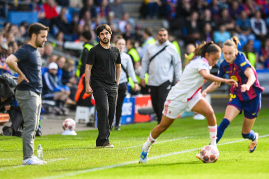 Head coach Pere Romeu of Barcelona
