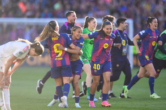 Players of Barcelona celebrate