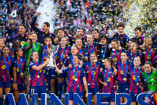 Players of Barcelona celebrate