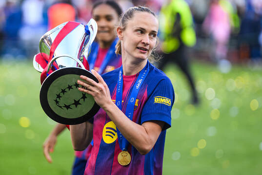 Caroline Graham Hansen of Barcelona celebrates