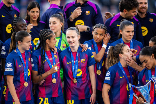 Esmee Brugts and Caroline Graham Hansen of Barcelona
