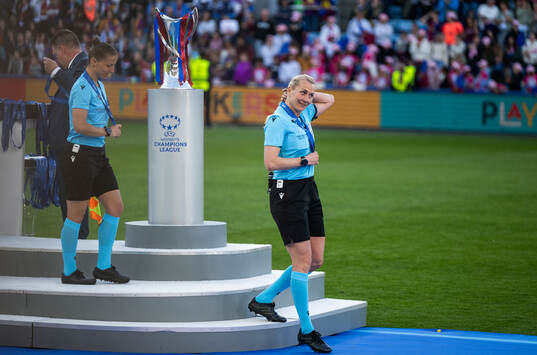 Assistant referee Almira Spahić and rreferee Tess Olofsson