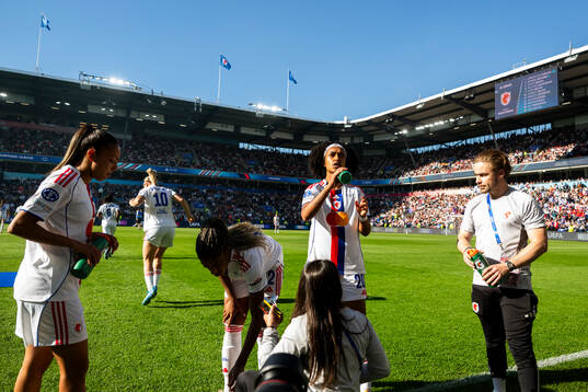Ashley Lawrence and Lily Yohannes of Lyon