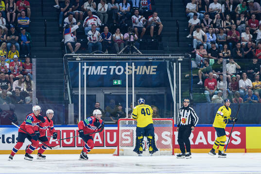 Noah Steen of Norway celebrates