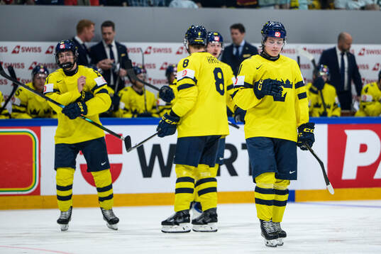 Ivar Stenberg of Sweden looks dejected