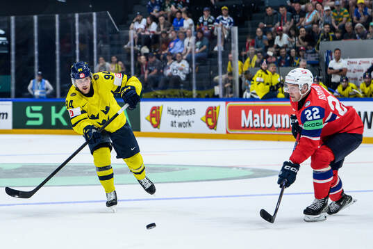 Joel Persson of Sweden and Martin Rønnild of Norway