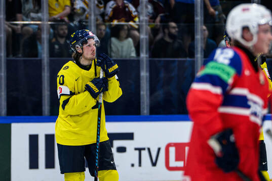 Oscar Sundqvist of Sweden looks dejected