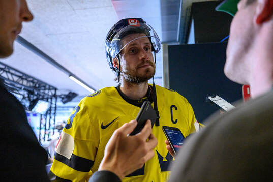 Oliver Ekman-Larsson of Sweden