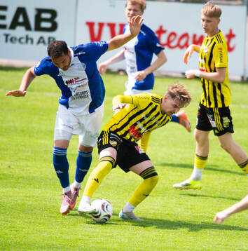 IFK Hässleholms Amir Ramanovski  i matchen i division 3