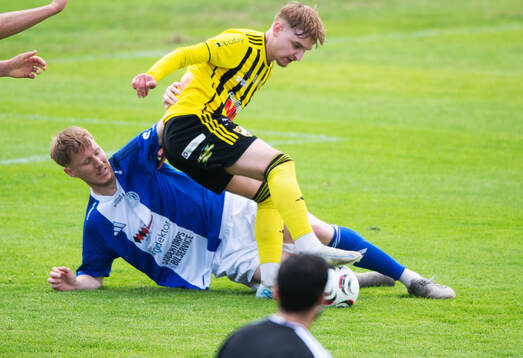 IFK Hässleholms Amir Ramanovski i matchen i division 3