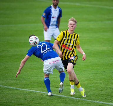 IFK Hässleholms Axel Nilsson i matchen i division 3 mellan