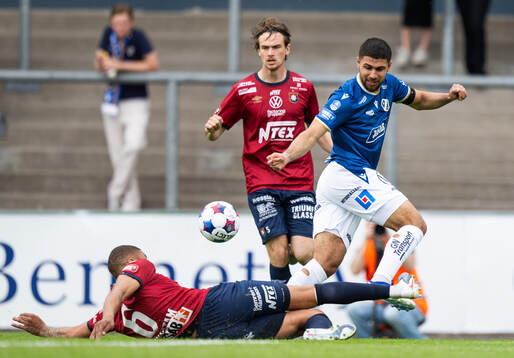 Örgrytes Mikael Dyrestam och Halmstads Omar Faraj