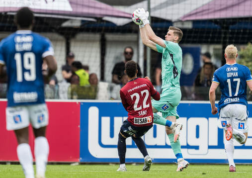 Halmstads målvakt Tim Rönning