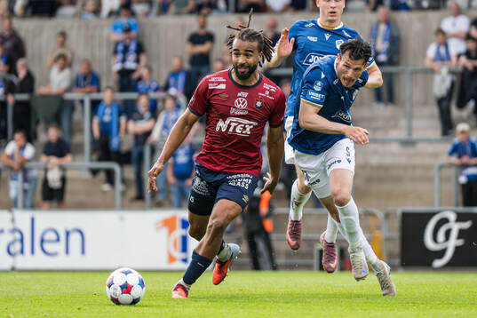 Örgrytes Jerome Tibbling Ugwo och Halmstads Pascal Gregor