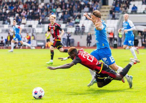 Oddevolds Vincent Sundberg och Östersunds Assiedou Yannick