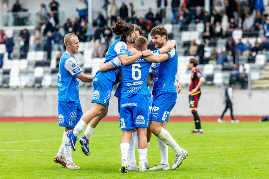Oddevolds spelare jublar