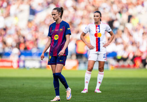 Caroline Graham Hansen of Barcelona and Ingrid Engen of Lyon
