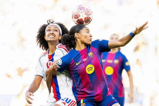 Lily Yohannes of Lyon and Salma Paralluelo of Barcelona