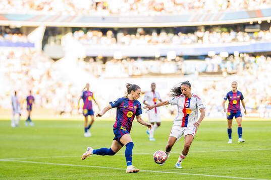 Ona Batlle of Barcelona and Selma Bacha of Lyon