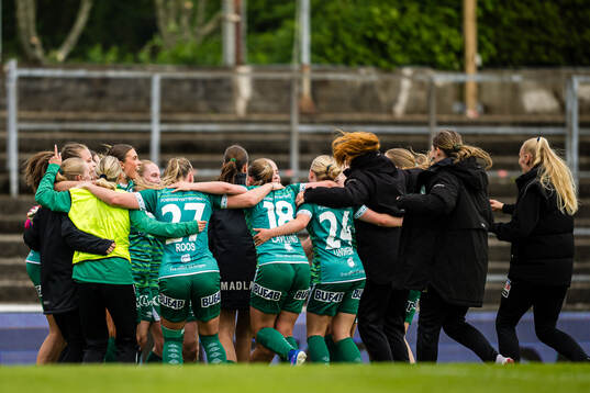 Players of Klepp celebrates