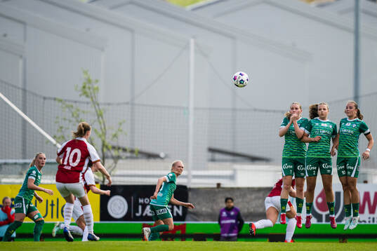 Nora Berland, Amalie Tjelta Øvretveit and Ine Mauland