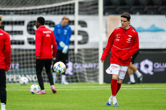 Ulrik Mathisen of Brann warms up
