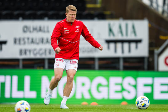 Kristian Eriksen of Brann warms up