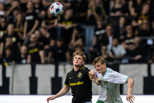 AIKs Erik Hovden Flataker och Hammarbys Frederik Winther