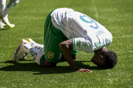 Hammarbys Ibrahima Breze Fofana jublar